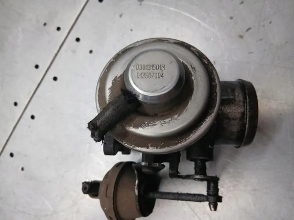 EGR Skoda Octavia I 1.9TDI 038131501M image 2