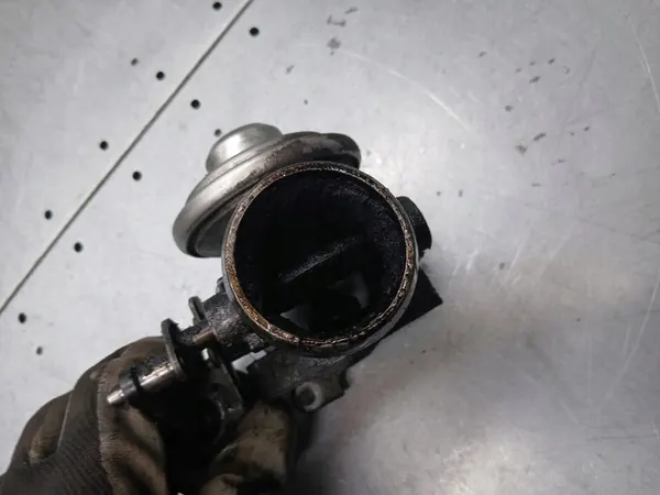 EGR Skoda Octavia I 1.9TDI 038131501M image 5