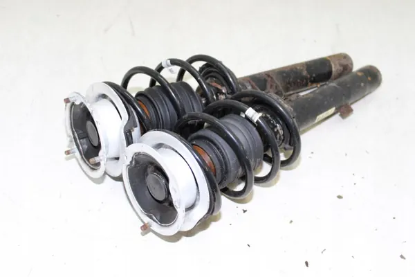 BMW E88 MSport Etujousimet OEM 6786028/6786027 image 2
