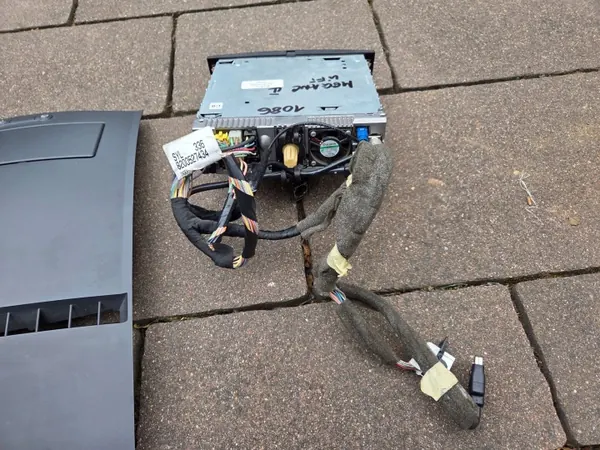 OEM 8200796837 Radio CD Navigatie Scherm voor Renault Megane II image 9