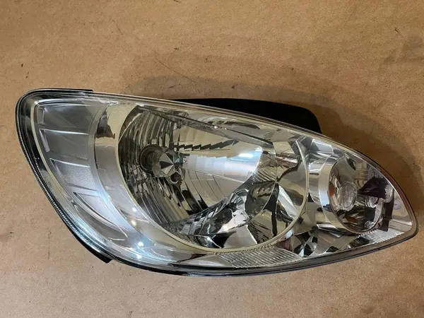 HYUNDAI GETZ I LIFT Faro Derecho 92102-1C500 image 5