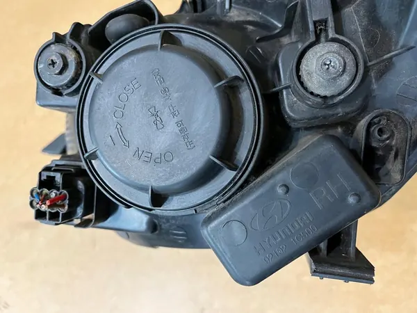 HYUNDAI GETZ I LIFT Faro Derecho 92102-1C500 image 9