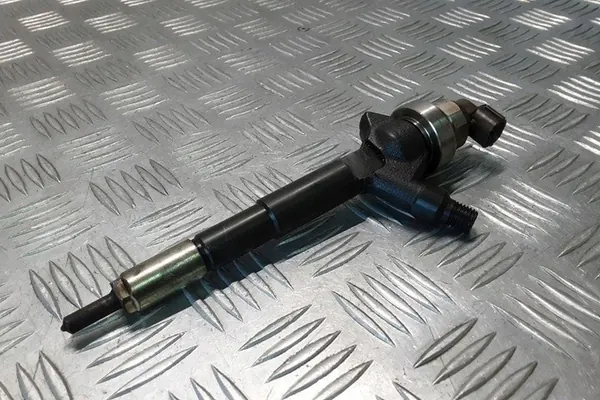 Injektor OPEL ASTRA H ESTATE 1.7L diesel 2005 OEM 897376270 image 4