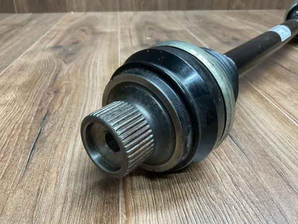 Semi-eje trasero derecho OEM 95B501203Q Porsche Macan image 3