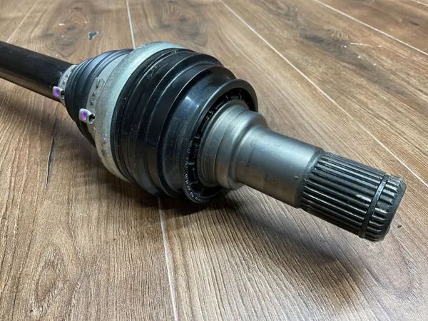 Semi-eje trasero derecho OEM 95B501203Q Porsche Macan image 5