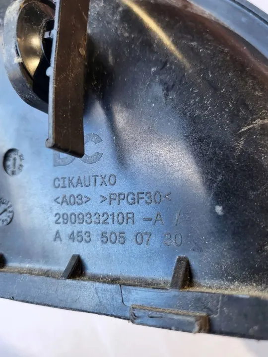 Renault Twingo III Toma de aire OEM 290933210R image 3