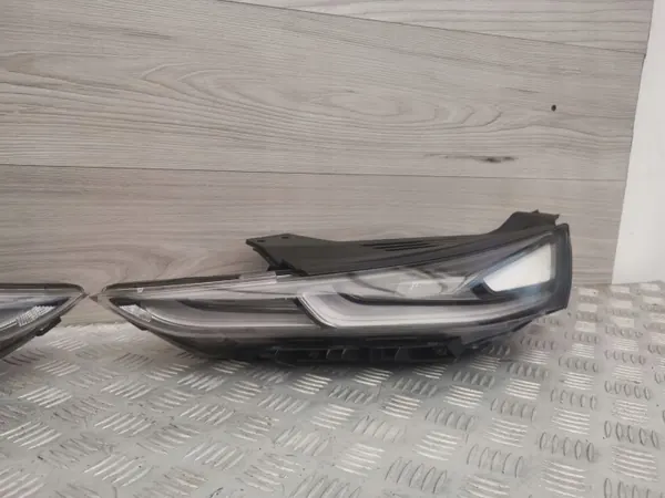 Luzes LED diurnas Hyundai Santa Fe OEM I6R67983 image 4