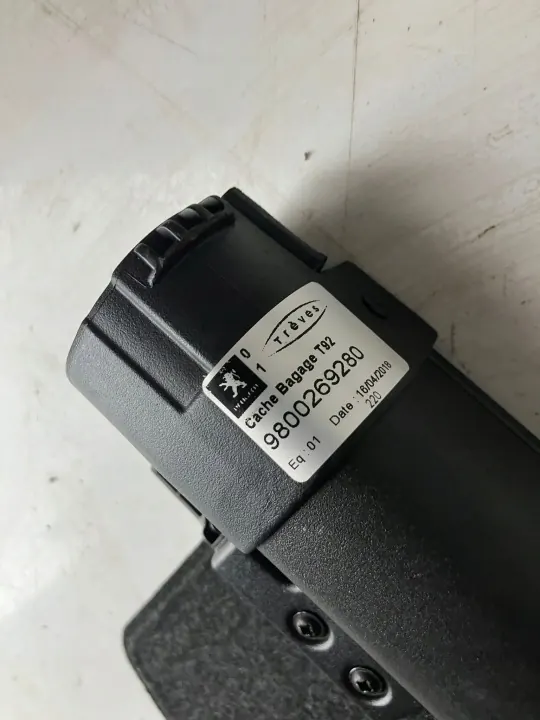 Peugeot 308 T9 SW kofferbakrolgordijn OEM 9800269280 image 3