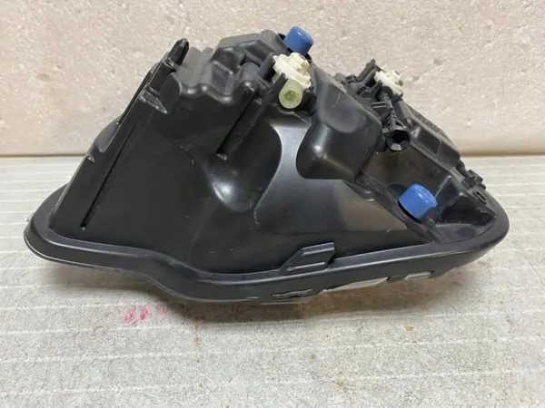 DRL Halogéneo LED Direito OEM 260A25277R para Renault image 7