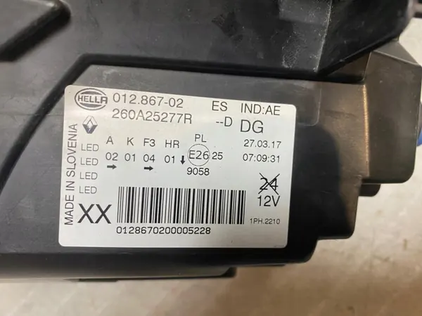 DRL Halogéneo LED Direito OEM 260A25277R para Renault image 9
