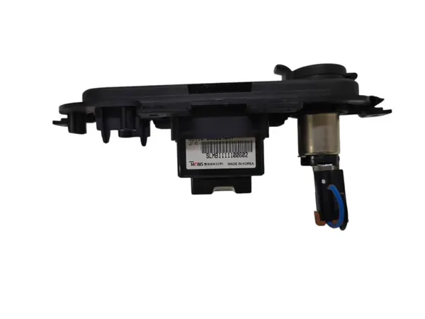Kia Sportage AUX-pistorasia OEM 846323U000 image 7