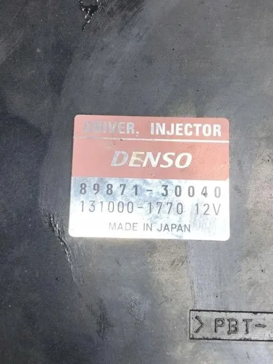 Module d'injecteur Lexus RX 450H OEM 8987130040 image 3
