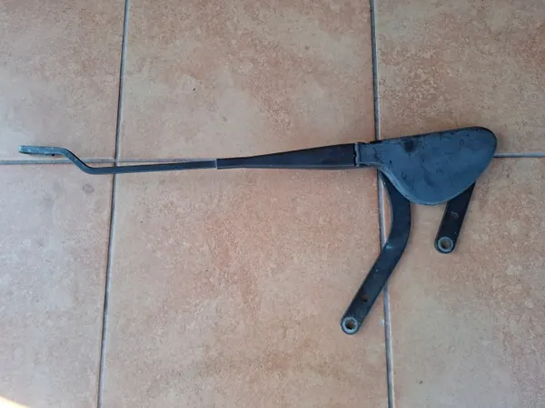 Mercedes pyyhinvarsioikea etu OEM A2038201944 image 2