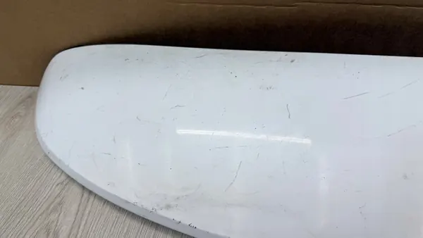Mercedes W213 bakluckespoiler OEM A2137900800 image 4