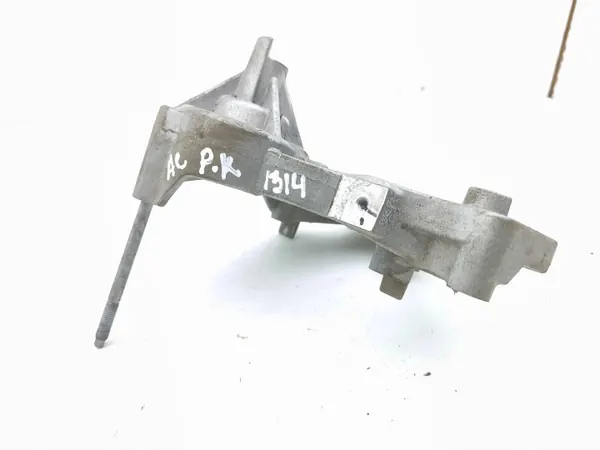 Embreagem compressor ar condicionado Renault Megane E-Tech 2024 OEM 119105MZOAc image 2