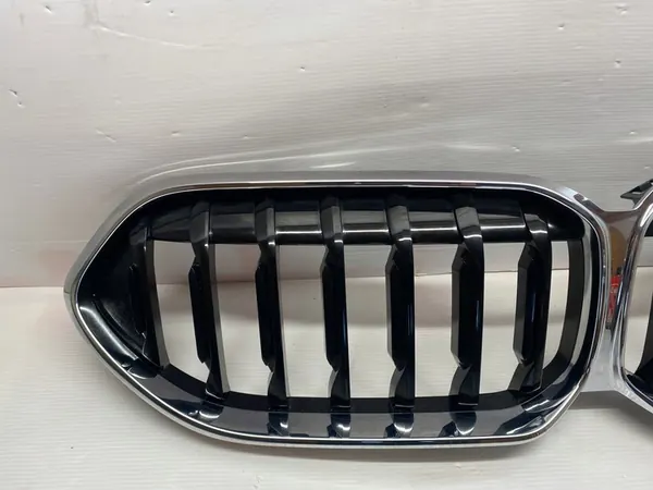 BMW 2 F44 Gran Coupe Grill OEM image 3