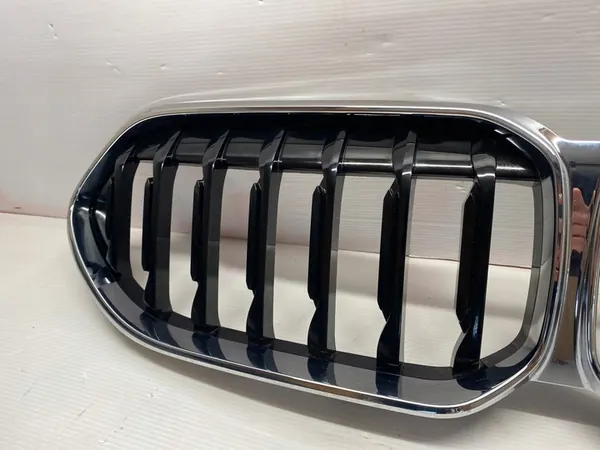 BMW 2 F44 Gran Coupe Grill OEM image 5