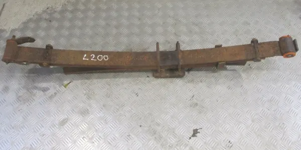 Taka lehtijousi OEM RESOR TYŁ TYLNY L200 image 2