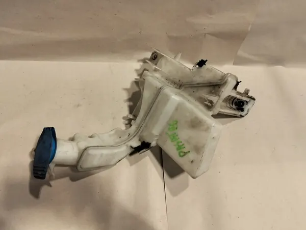 Pesunesteen säiliö Passat B6 3C0955453P image 3