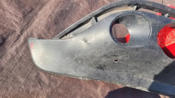 Nissan Juke F15 Framskärmsdel 62026-1KA1A image 3