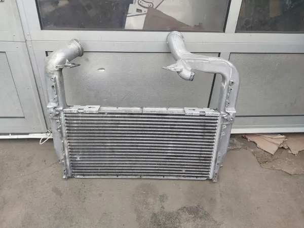 Scania Intercooler OEM 1817894 - Gebruikte Staat image 2
