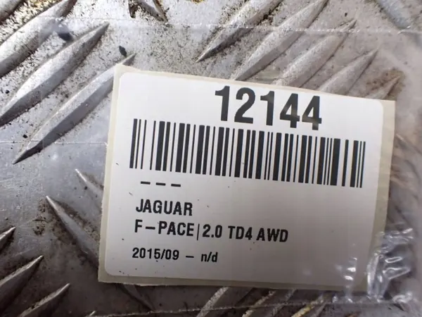Jaguar F-Pace etuoven kaiutin OEM C40299101 Vasen image 8