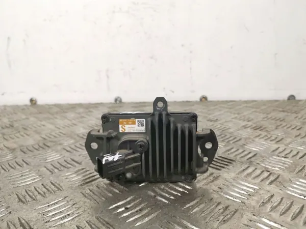 Radar Toyota Corolla E210 OEM 8821033120 - Usado image 2