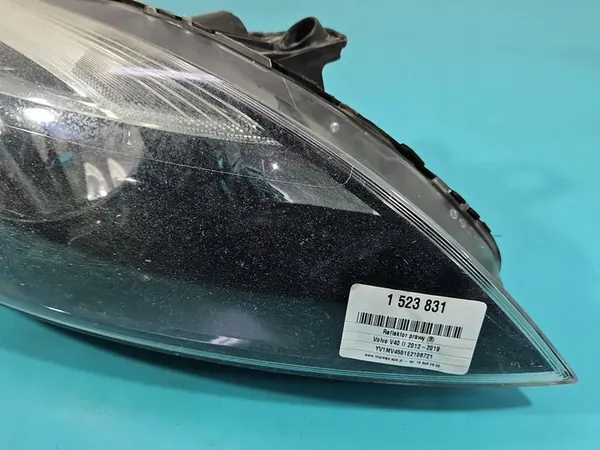 Oikea Ajovalo Volvo V40 II 12- OEM 31283327 image 2