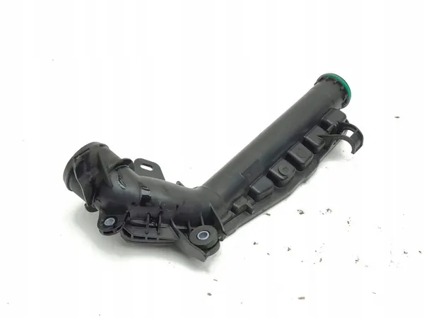 Peugeot 2008 II 2021 Intercooler-Schlauch image 3