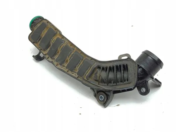 Peugeot 2008 II 2021 Intercooler-Schlauch image 6