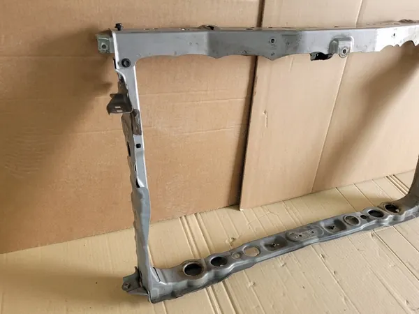 Grade frontal Toyota Auris (E18), 01.2013-08.2015 OEM 53201-02904 image 2