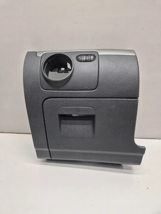 OEM 1K1858367N Cache Tableau de Bord Conducteur VW Golf V image 2