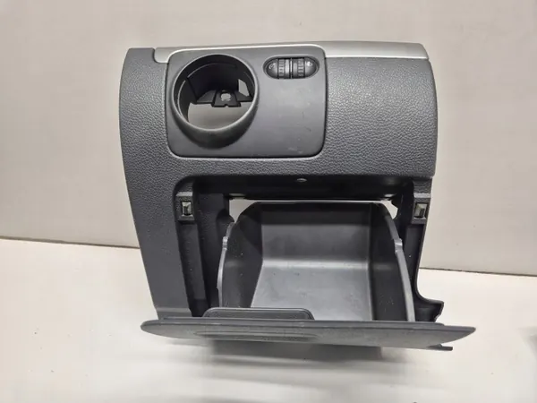 OEM 1K1858367N Cache Tableau de Bord Conducteur VW Golf V image 4
