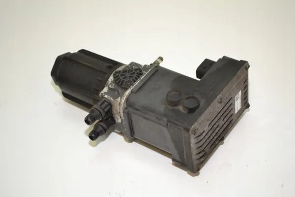 Begagnad AdBlue-pumpmodul OEM A0001403978 Mercedes image 4