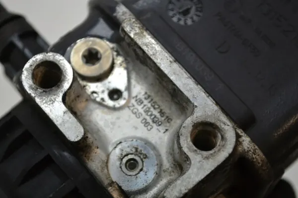 Begagnad AdBlue-pumpmodul OEM A0001403978 Mercedes image 6