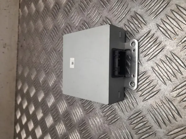 Transformador de voltaje Ford OEM LB5T19J254BD Usado image 2