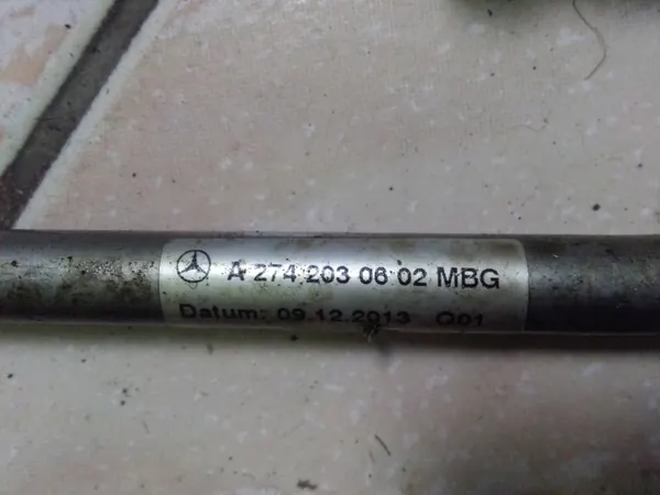 Tubo Turbo Mercedes OEM A2742030602 Usado image 3