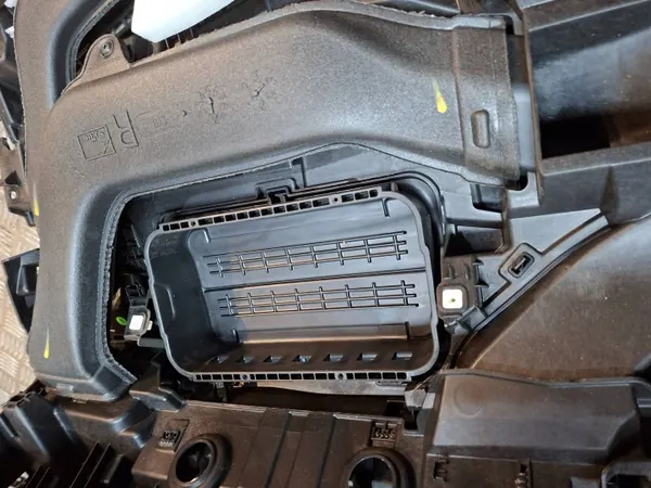 Consolepaneel OEM S263129061 voor Renault Clio V image 10