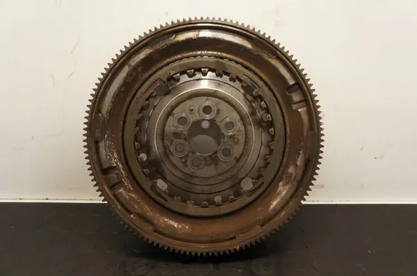 Kytkin DSG VW Seat 1.6 TDI CAY 2013 03L105266DB image 2