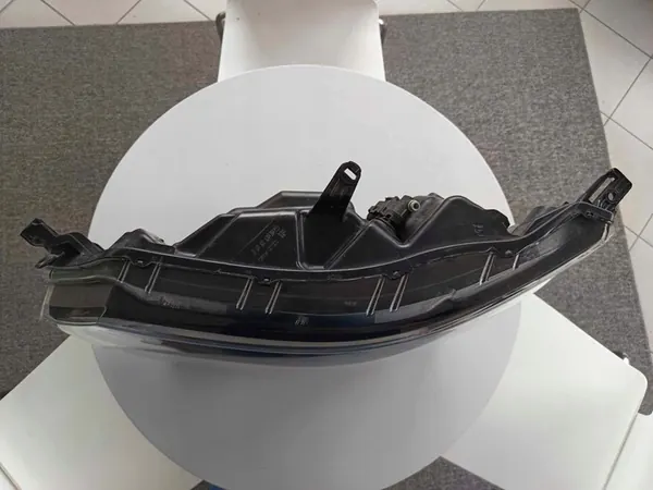 Vasen etuvalaisin Nissan QASHQAI image 10