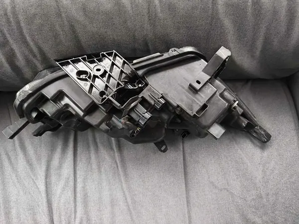 Vasen etuvalaisin Nissan QASHQAI image 9