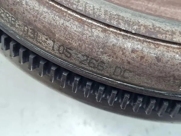 2008 Volkswagen PASSAT B6 Kaksimassavauhtipyörä 03L105266DC image 3