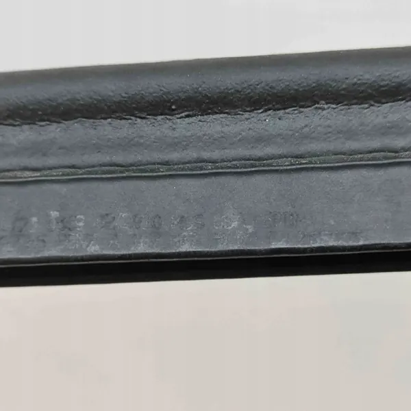 Joint de capot OEM A1678872000 pour Mercedes-Benz GLE image 6