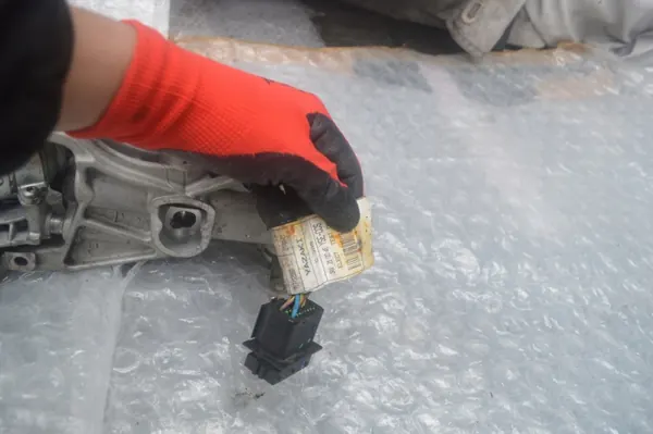 Módulo de caja OEM 309101331R para Trafic/Vivaro image 4