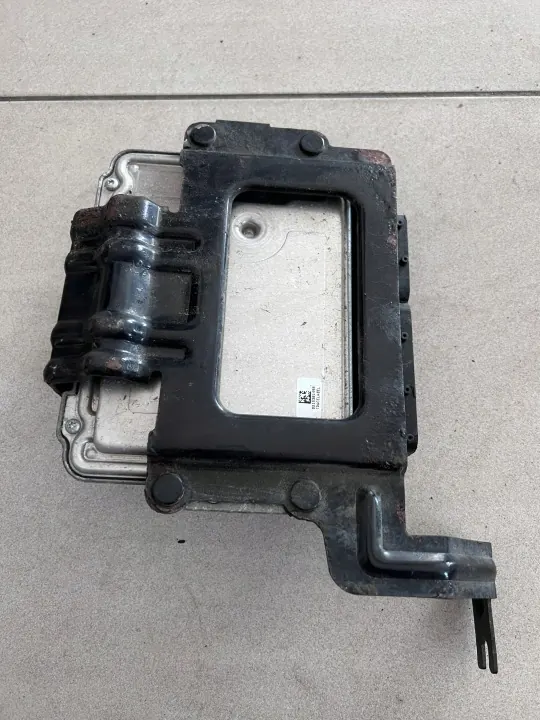 Calculateur Moteur OEM 39111-2A050 pour Hyundai i20 1.4 CRDI image 4