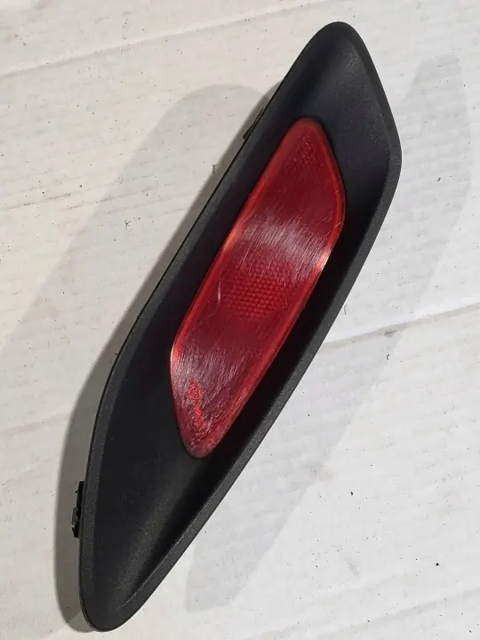 Heckstoßstangen-Reflektor OEM 9830297580A rechte Seite image 2