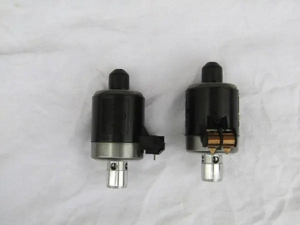 Eletroválvula de mudança Mercedes A1402770098 - Usada image 2