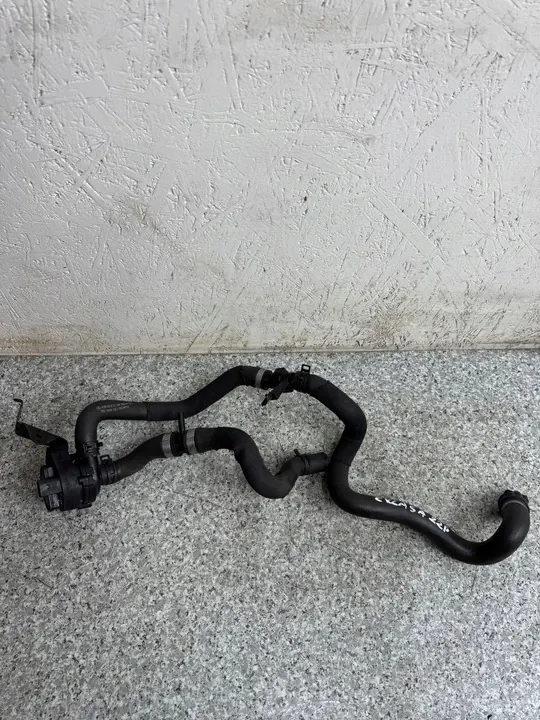 Vesiputki Mercedes C-luokka W205 2014-21 A2058302102 image 2