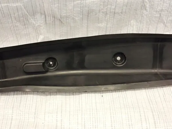 Guardabarros Mercedes GLA X156 OEM A1568890225 image 3