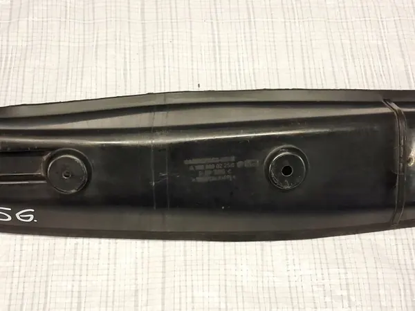 Guardabarros Mercedes GLA X156 OEM A1568890225 image 7